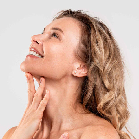 Neck and decollete